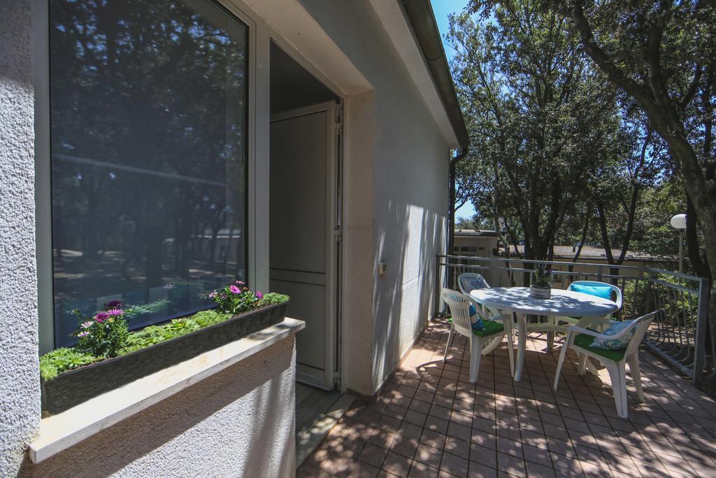 Verudela Villas Pula Exterior photo